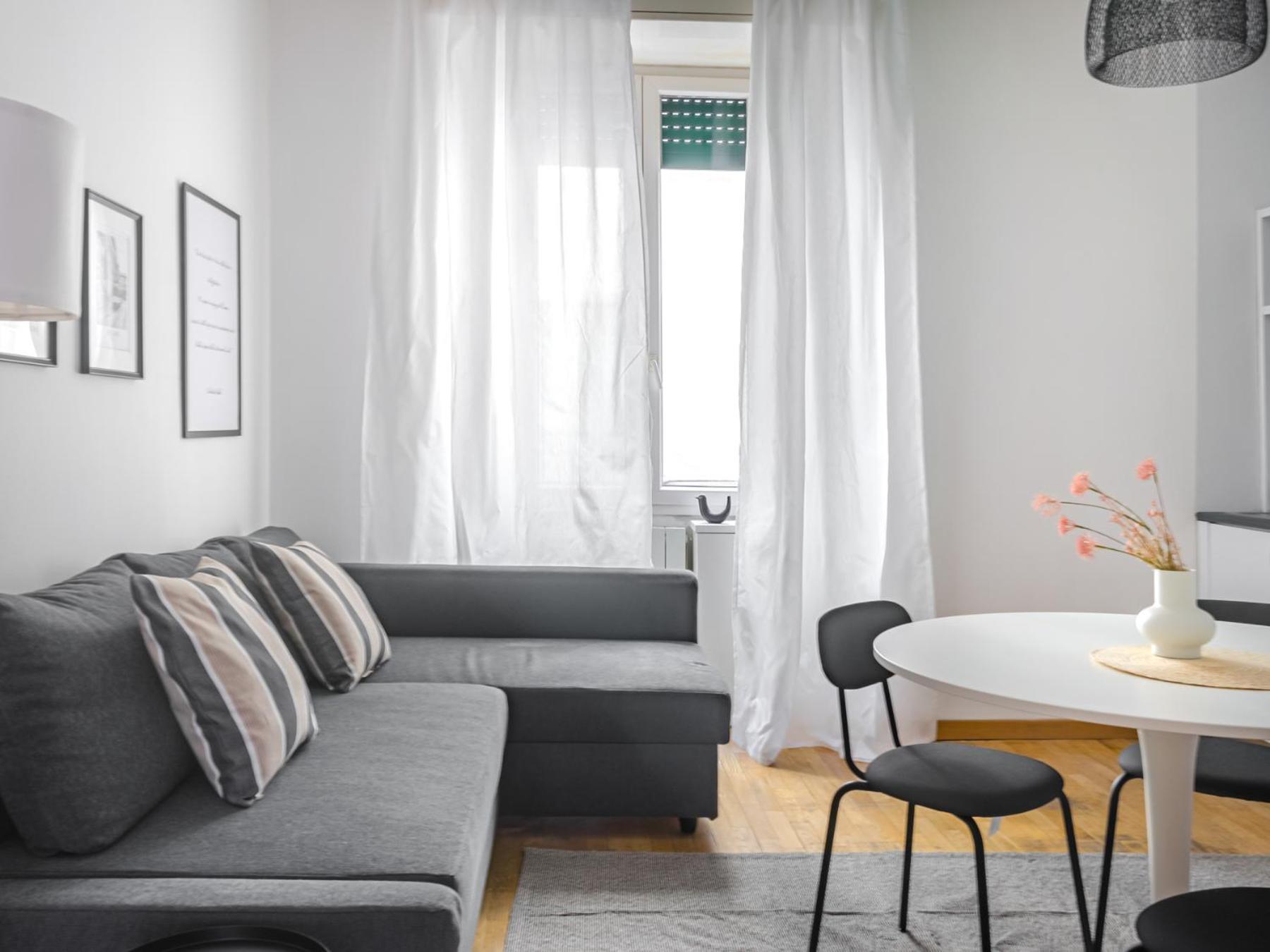 ミラノCasa Torchio A Pochi Passi Dal Duomoアパートメント エクステリア 写真